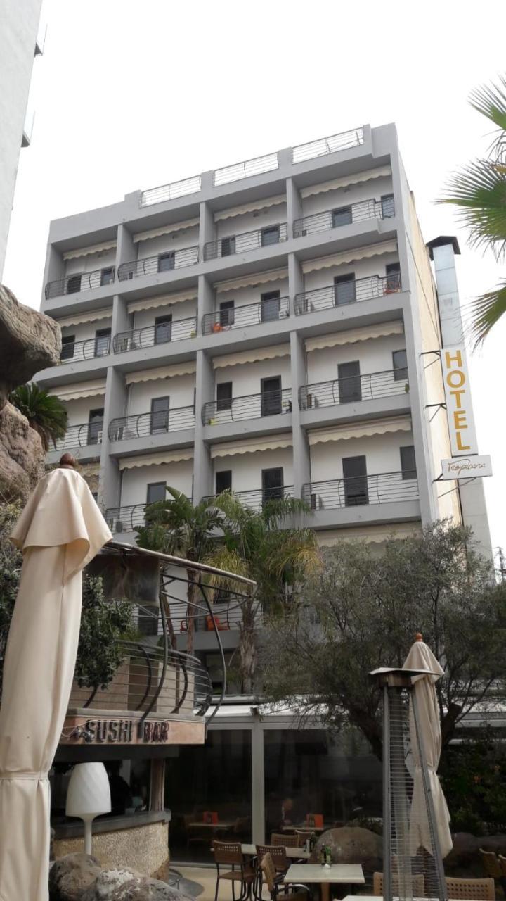 Tropicana Hotel Saint Julian's Exterior foto